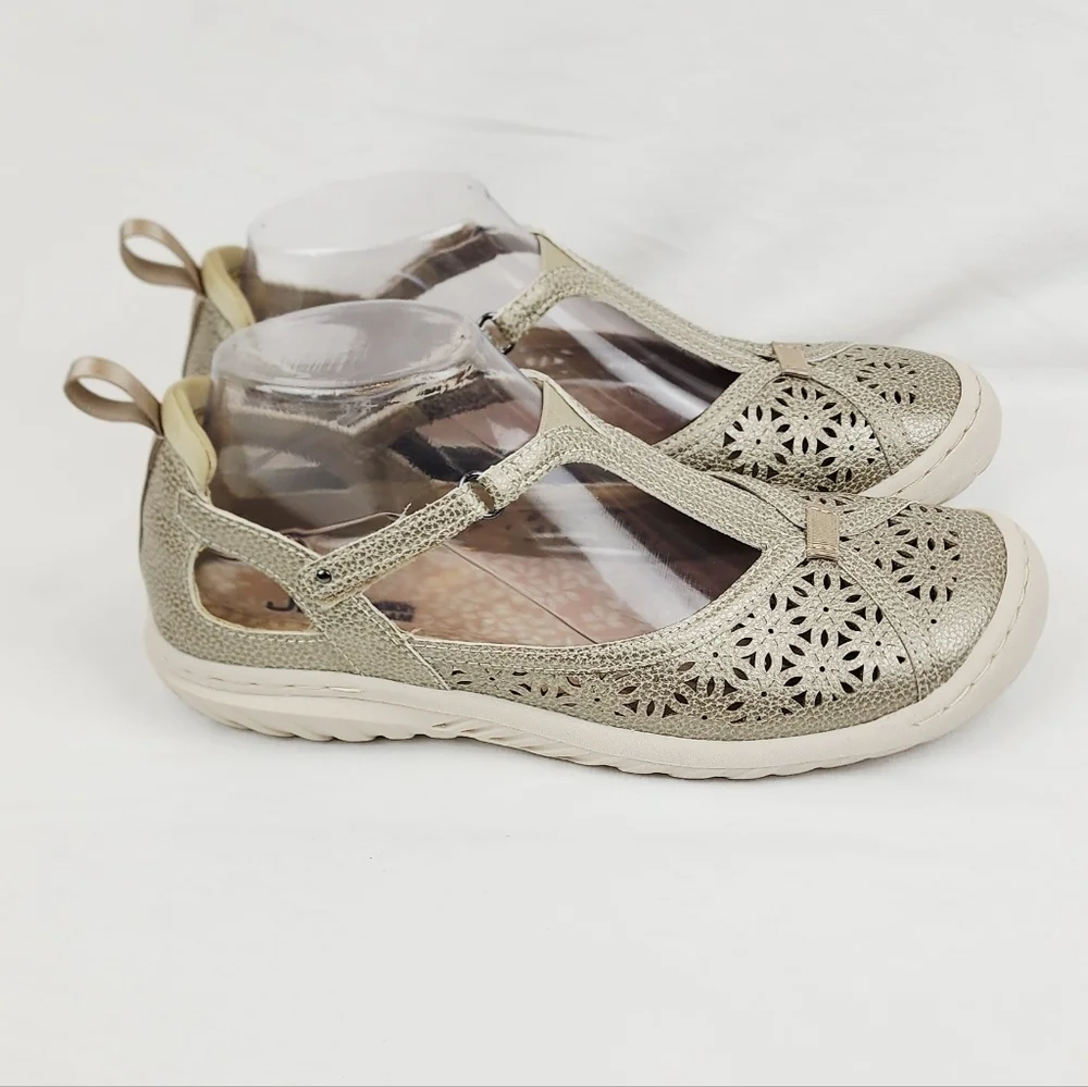 Jbu Daffodil Memory Foam Flat Shoes